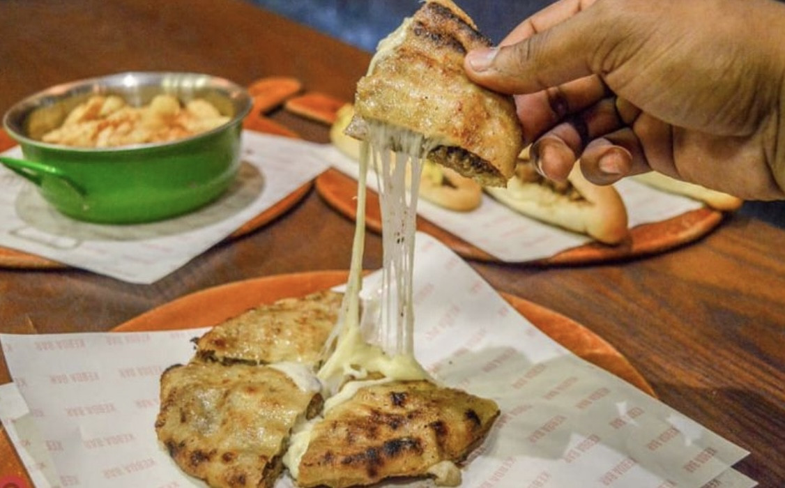 حواوشي فراخ موتزاريلا