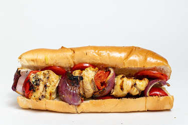 ساندوتش شيش طاووق