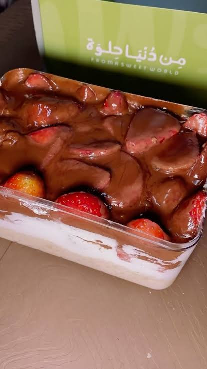 كريم دي لاكريم