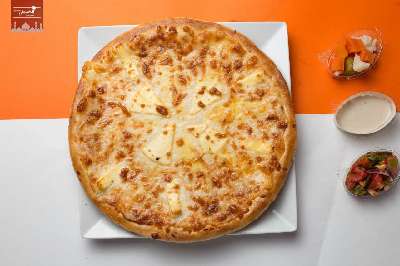 بيتزا مشكل جبن