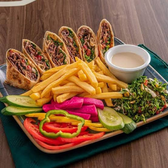 وجبة شاورما عربي لحمة